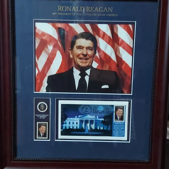Official USPS President Ronald Reagan Wall decor ...like new - Picture 9 of 12